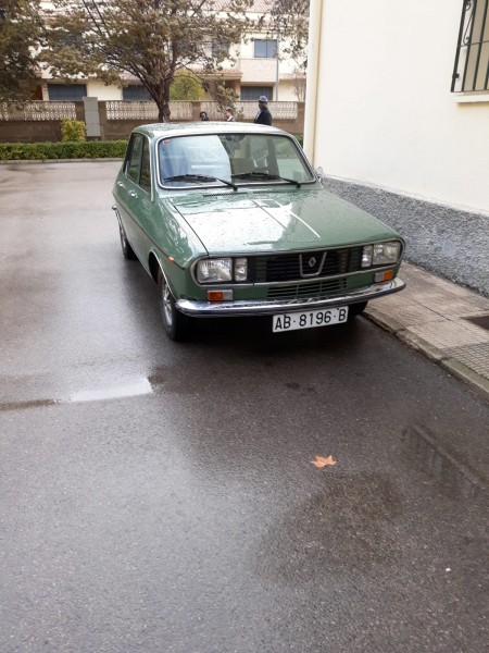 RENAULT 12S (5).jpg