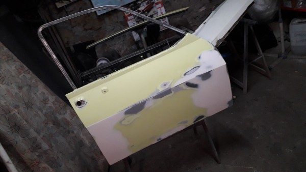 20190813_000406.jpg (3.24 MiB) Visto 3236 veces Puerta lista para pintar.