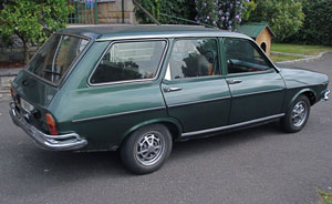 Renault12SFamiliar-2.jpg