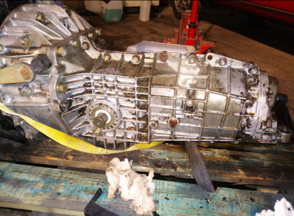 Screenshot_20200215-070029~2.png (818.38 KiB) Visto 2939 veces Aquí ya todo lo que hice con los productos,a partir de aquí tape todo bien y a limpiar con arena