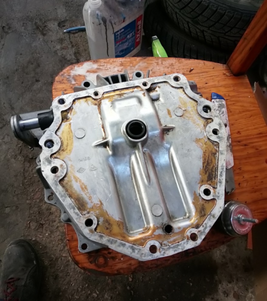 Screenshot_20200215-070418~2.png (902.08 KiB) Visto 3148 veces Con la campana fuera para cambio de reten del primario