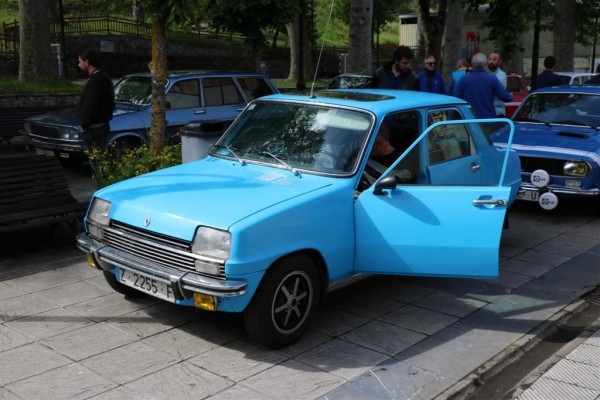 IMG_0200 (Large).JPG (120.84 KiB) Visto 3921 veces R7 Zaragozano venido desde Vitoria pilotado y copilotado por dos hermanos.