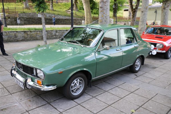 El espectacular r12 S de Luis (renault12s) que tantos de nosotros teníamos ganas de conocer en persona. Ver este coche en directo ha sido sin lugar a dudas una de las grandes atracciones de esta kdd. Impresionante trabajo que ha realizado con la restauración de su coche. Esperamos verlo en mas eventos del club.