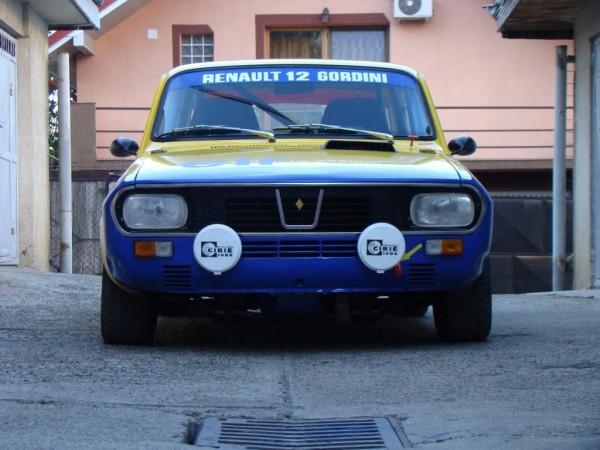 Renault12Gordini014_zpsdc91e31e.jpg