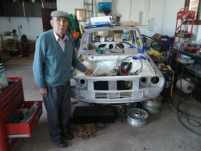 Aqui el dueño del coche, MI ABUELO!!!!