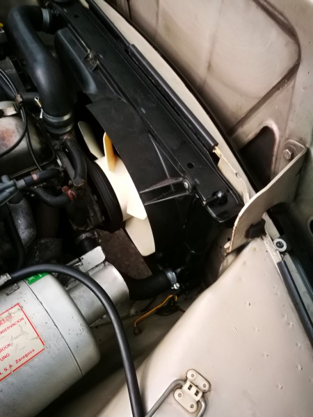 IMG_20180307_122800.jpg (2.46 MiB) Visto 5661 veces Radiador limpito