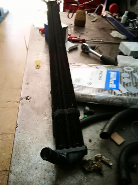 IMG_20180307_122640.jpg (2.4 MiB) Visto 5648 veces Radiador de calefaccion