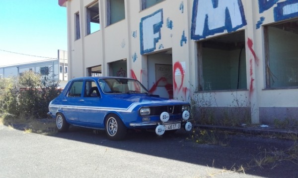 Éste es el mio, llevo barras de 24mm y amortiguadores lip rojos (rallye de época) y no barquea nada