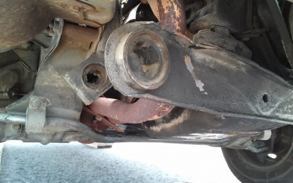 20180420_132853.jpg (1.34 MiB) Visto 4130 veces Se ve el del soporte roto.